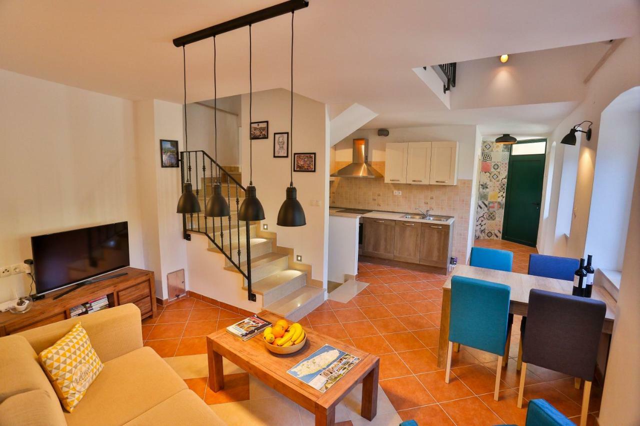 Vacation Home Vibor Dračevica Esterno foto